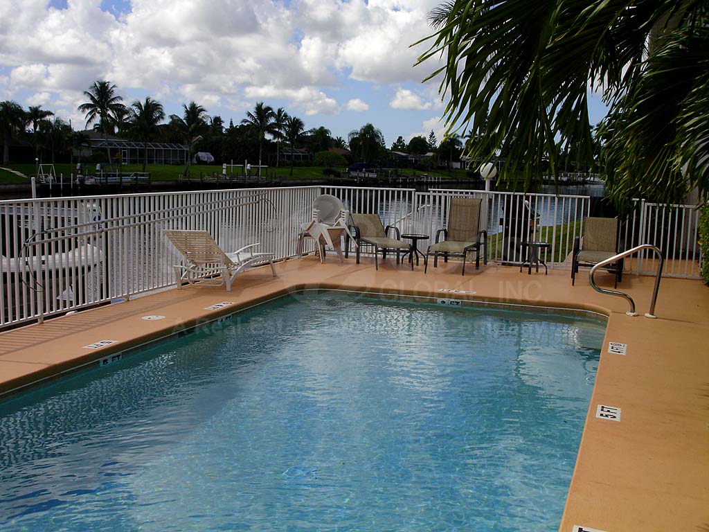 Palm Vista Community Pool